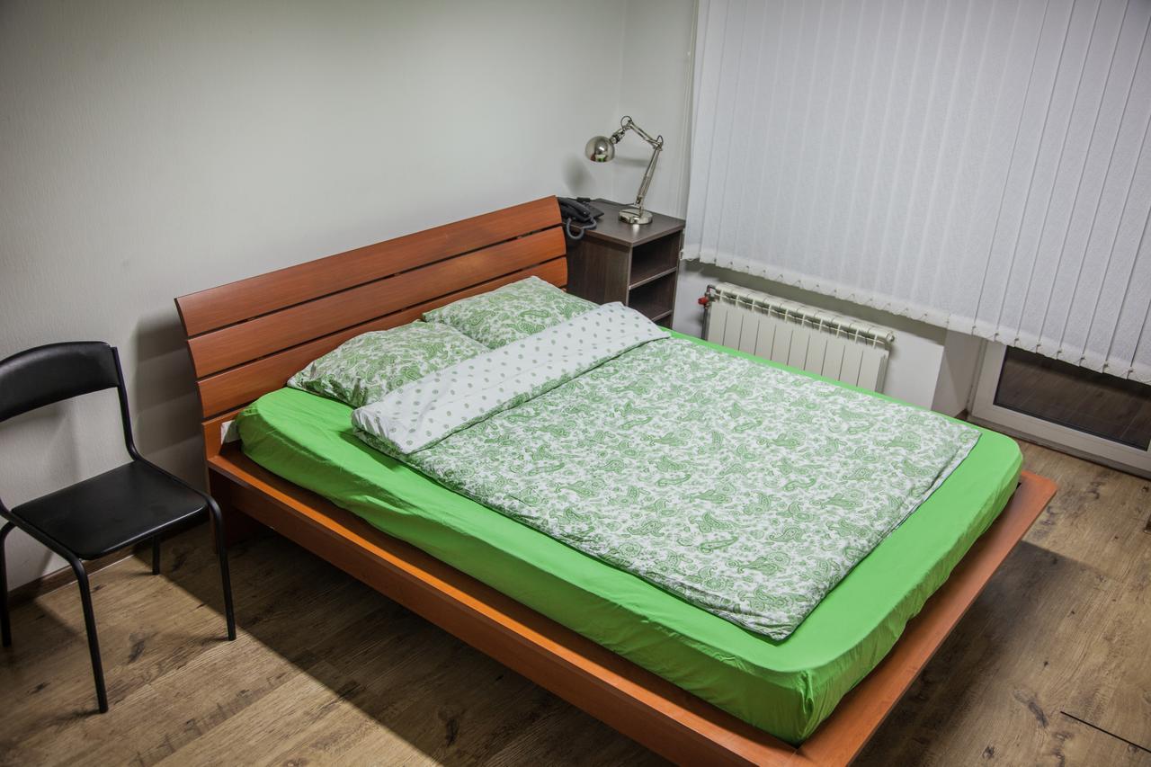 Gde Spat Hostel Ekaterinburg Dış mekan fotoğraf